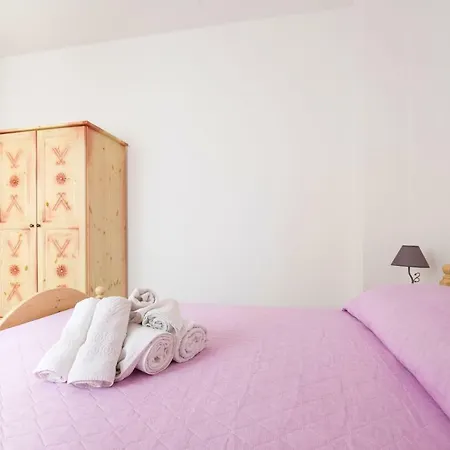 U Canape Guest house Calasetta